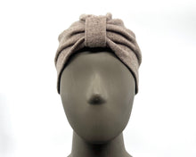 Lade das Bild in den Galerie-Viewer, Lui Luis | Knoten - Mütze| Beige