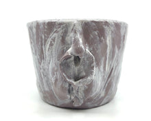 Lade das Bild in den Galerie-Viewer, Baba Jaga | Pflanzentopf | Jolanda