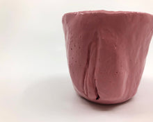 Lade das Bild in den Galerie-Viewer, Baba Jaga Pflanzentopf Lisa