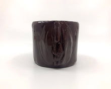 Lade das Bild in den Galerie-Viewer, Baba Jaga Pflanzentopf Samira