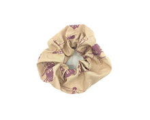 Lade das Bild in den Galerie-Viewer, BugLady x Lui Luis Scrunchies