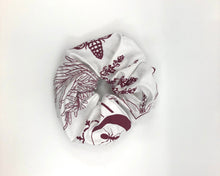 Lade das Bild in den Galerie-Viewer, BugLady x Lui Luis Scrunchies