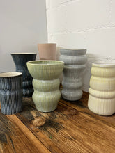 Lade das Bild in den Galerie-Viewer, Lahfab | Vase | Mint Nr. 9
