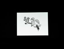 Lade das Bild in den Galerie-Viewer, Buglady | Postkarte | Wild Bee
